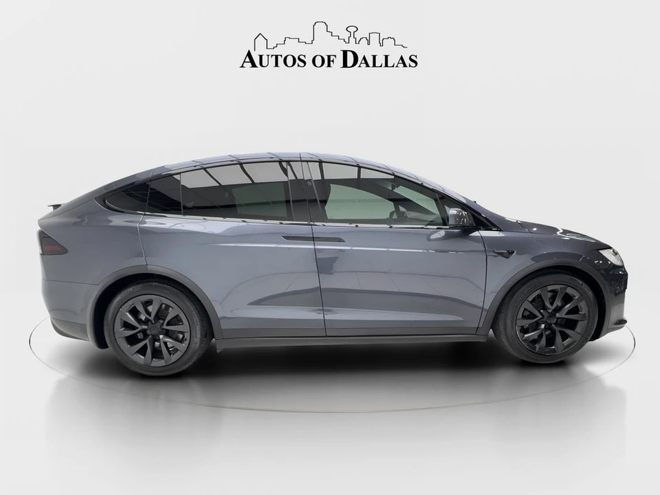 2023 Tesla Model X - Image 5 of 12