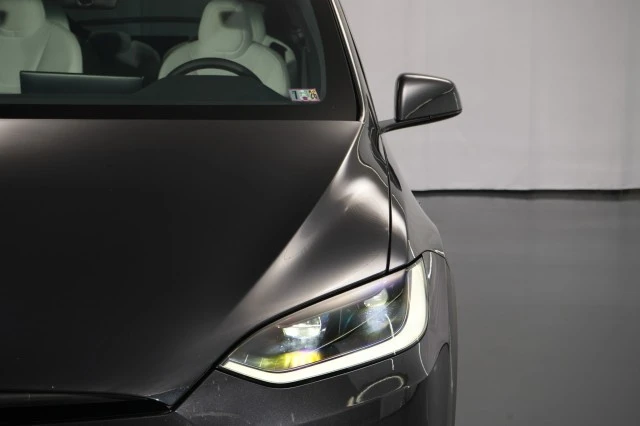 2023 Tesla Model X Plaid - Image 7 of 21