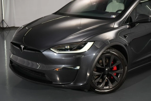2023 Tesla Model X Plaid - Image 3 of 21