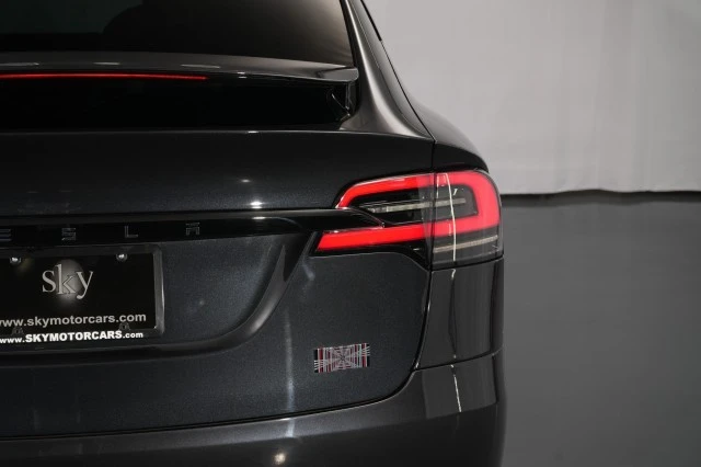 2023 Tesla Model X Plaid - Image 16 of 21