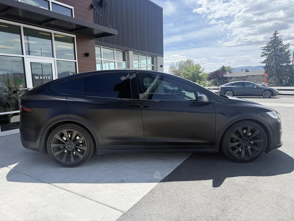 2023 Tesla Model X Plaid - Image 9 of 21