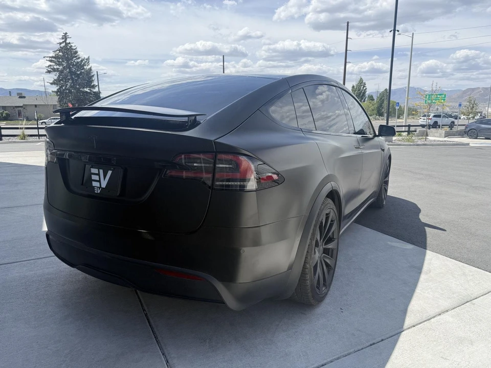 2023 Tesla Model X Plaid - Image 8 of 21