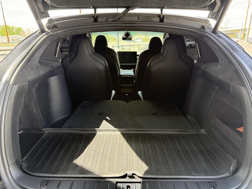 2023 Tesla Model X Plaid - Image 20 of 21