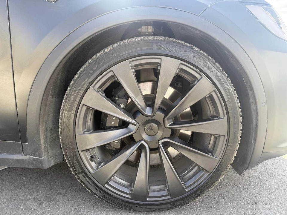 2023 Tesla Model X Plaid - Image 10 of 21