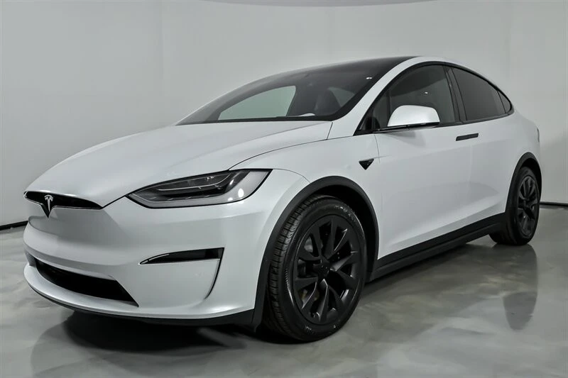 2023 Tesla Model X Plaid - Image 6 of 12