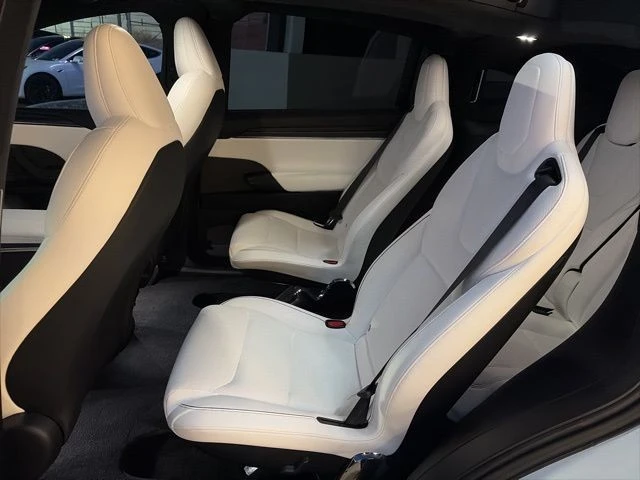 2023 Tesla Model X Plaid - Image 14 of 21