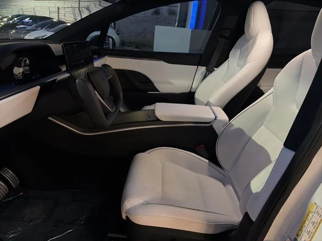 2023 Tesla Model X Plaid - Image 12 of 21