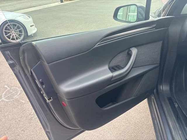 2023 Tesla Model X Plaid - Image 8 of 21