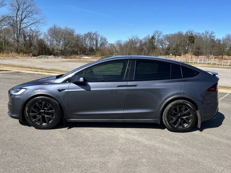 2023 Tesla Model X Plaid - Image 7 of 21
