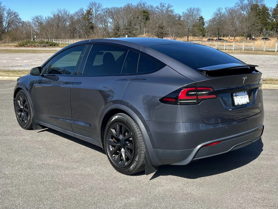 2023 Tesla Model X Plaid - Image 4 of 21