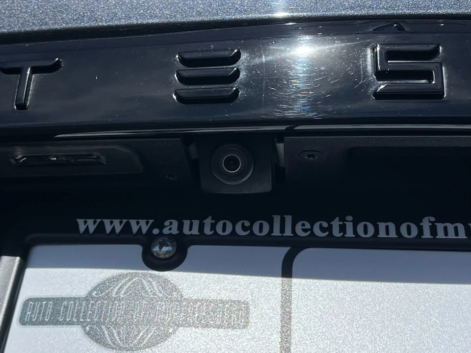 2023 Tesla Model X Plaid - Image 15 of 21