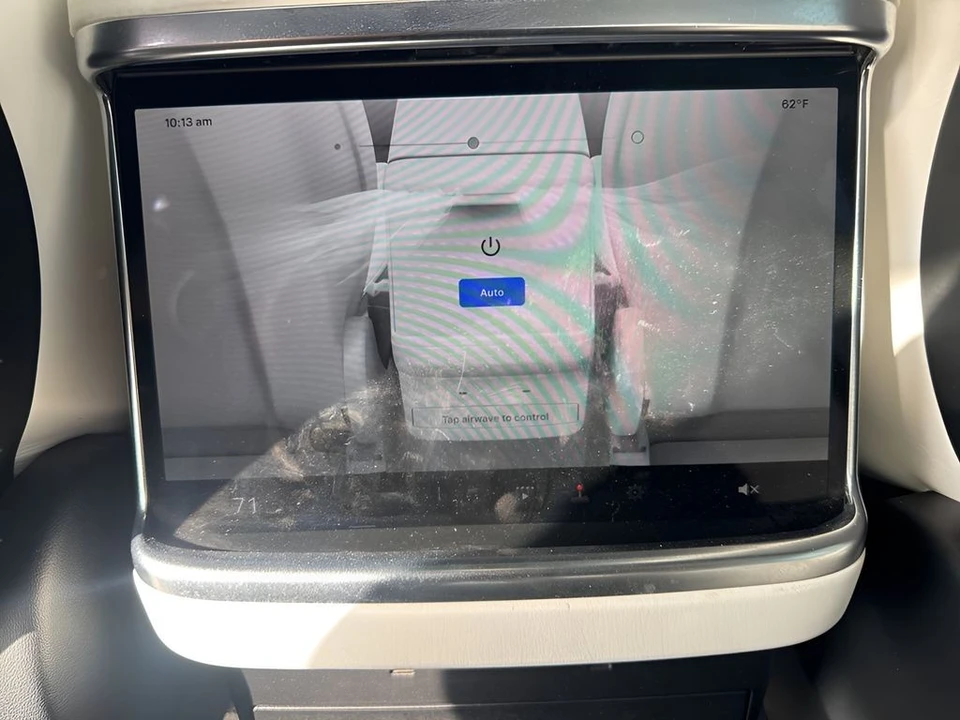 2023 Tesla Model X Plaid - Image 12 of 21