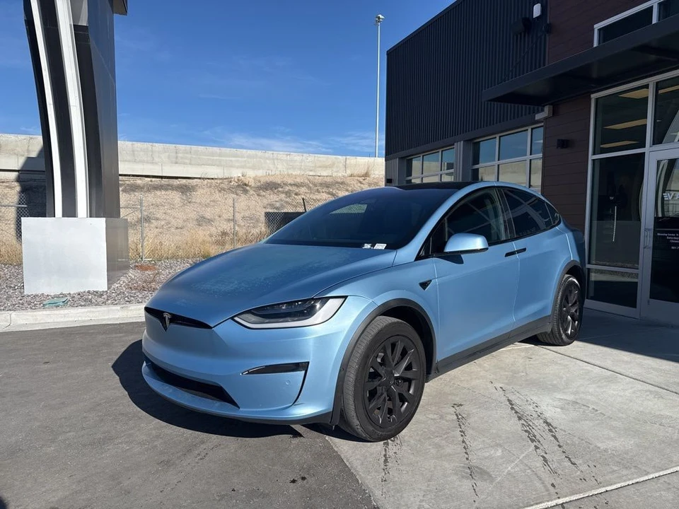 2023 Tesla Model X Plaid - Image 3 of 21