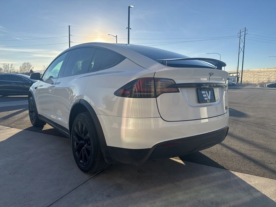2023 Tesla Model X Plaid - Image 6 of 21