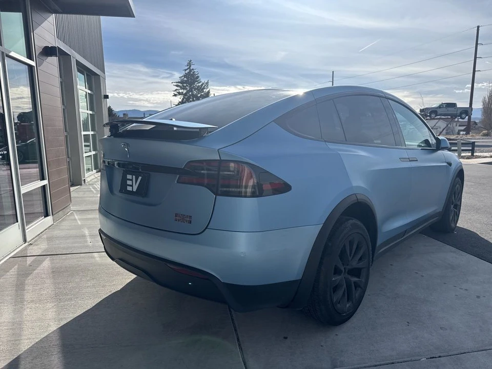 2023 Tesla Model X Plaid - Image 8 of 21