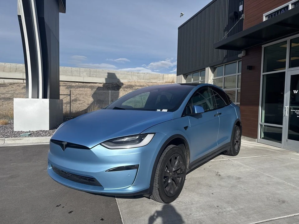 2023 Tesla Model X Plaid - Image 4 of 21