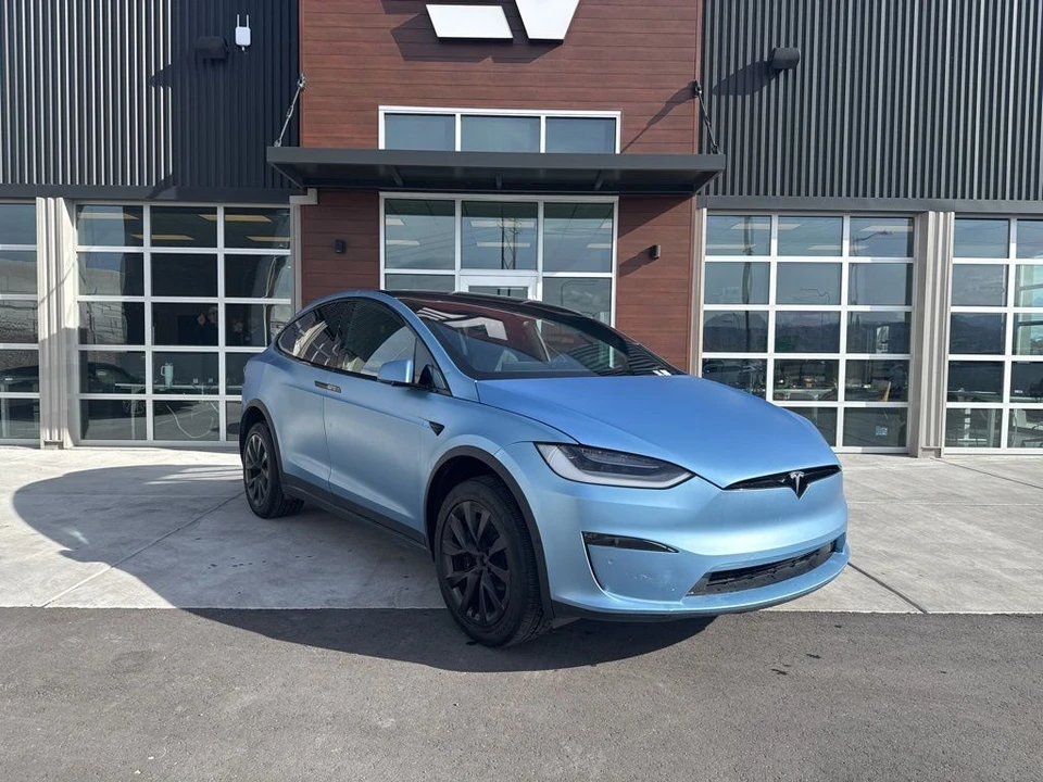 2023 Tesla Model X Plaid - Image 2 of 21