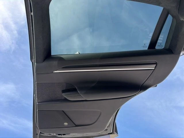 2023 Tesla Model X Plaid - Image 20 of 21