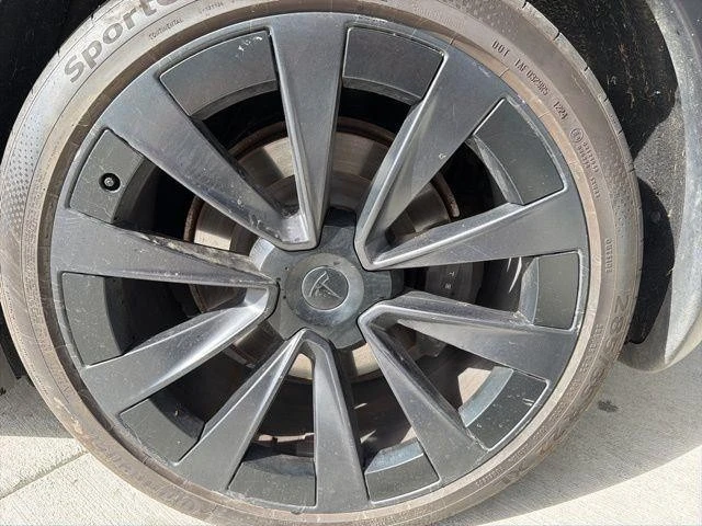 2023 Tesla Model X Plaid - Image 10 of 21