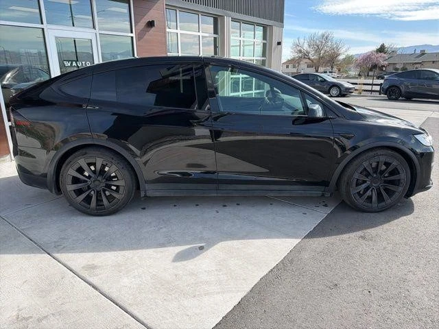 2023 Tesla Model X Plaid - Image 9 of 21
