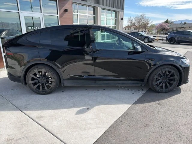 2023 Tesla Model X Plaid - Image 9 of 21