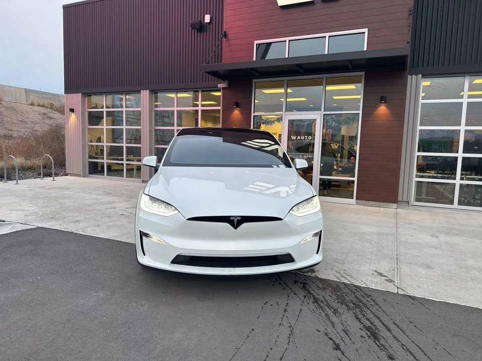 2023 Tesla Model X Plaid - Image 2 of 21