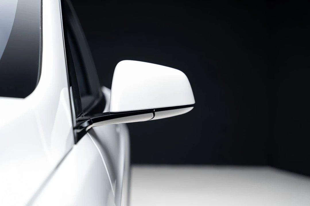 2023 Tesla Model X Plaid - Image 15 of 21