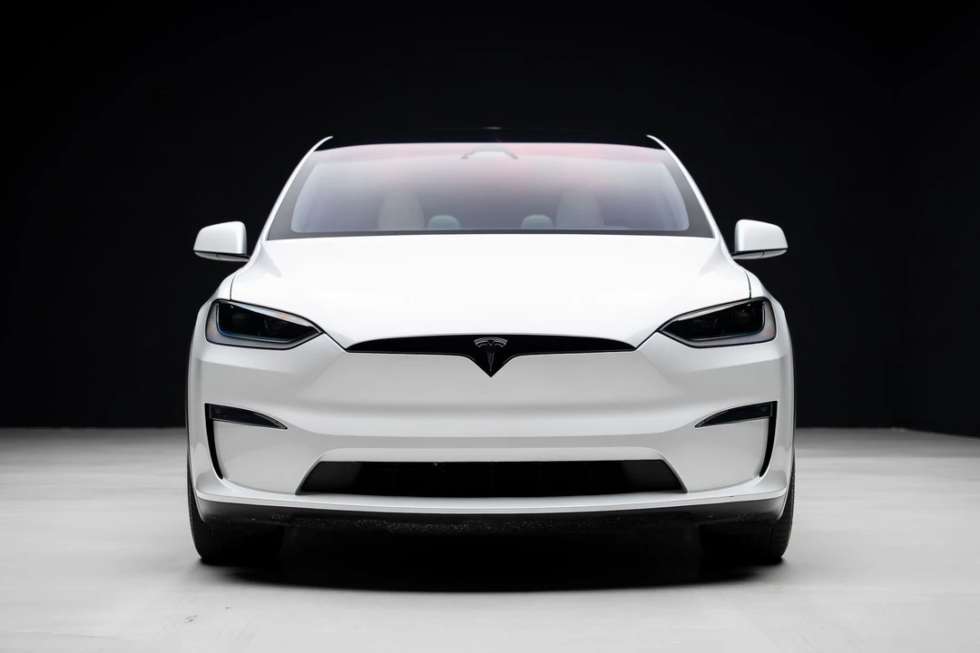 2023 Tesla Model X Plaid - Image 8 of 21