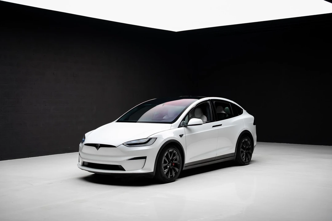 2023 Tesla Model X Plaid - Image 4 of 21