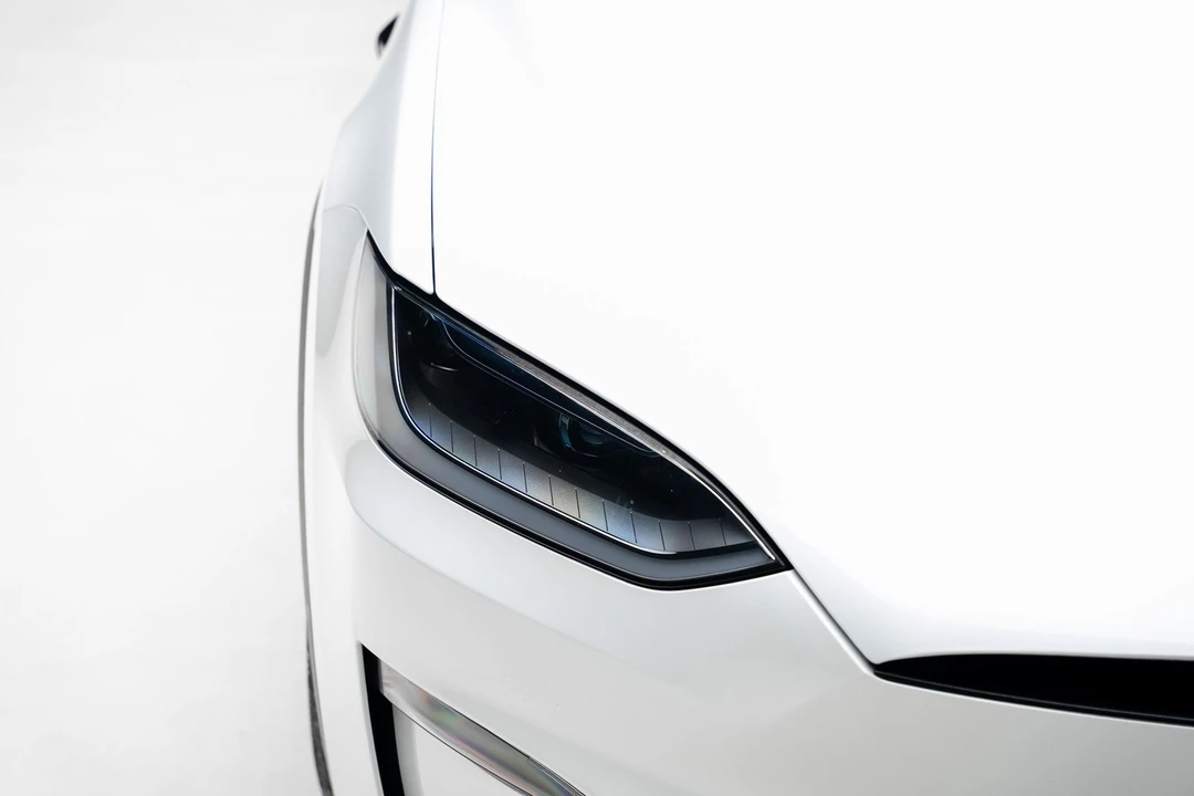 2023 Tesla Model X Plaid - Image 12 of 21