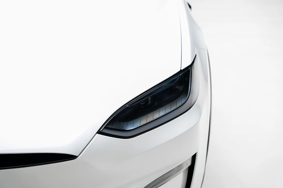 2023 Tesla Model X Plaid - Image 11 of 21