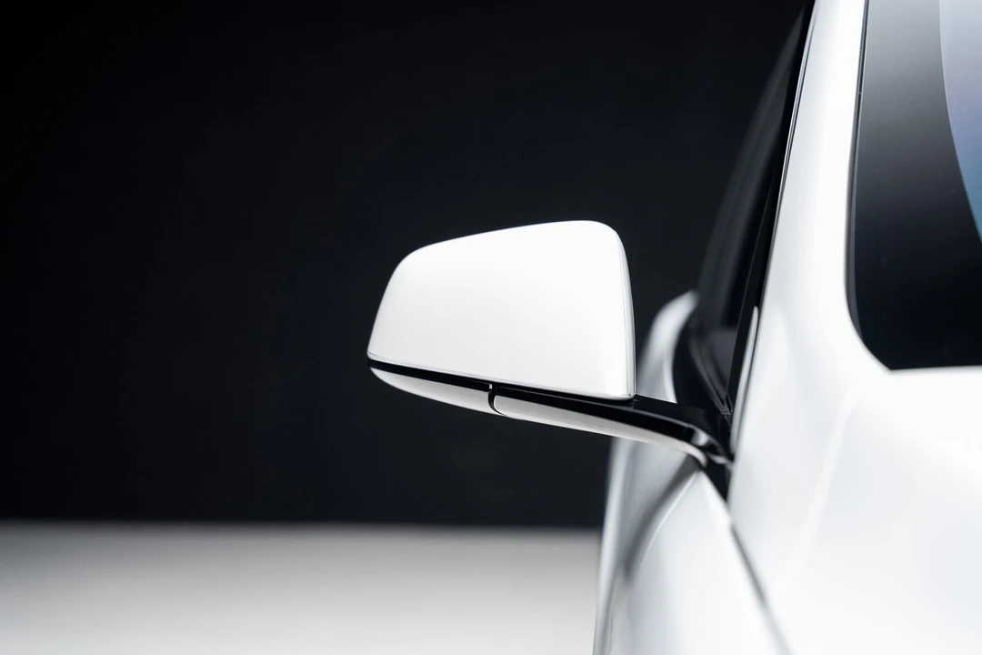 2023 Tesla Model X Plaid - Image 13 of 21
