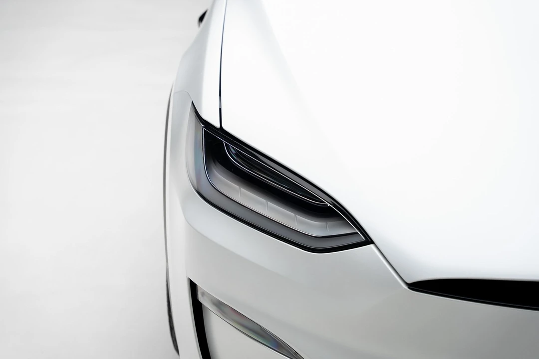 2023 Tesla Model X Plaid - Image 11 of 21