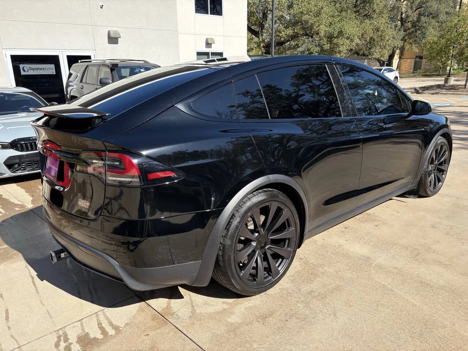 2023 Tesla Model X Plaid - Image 9 of 22