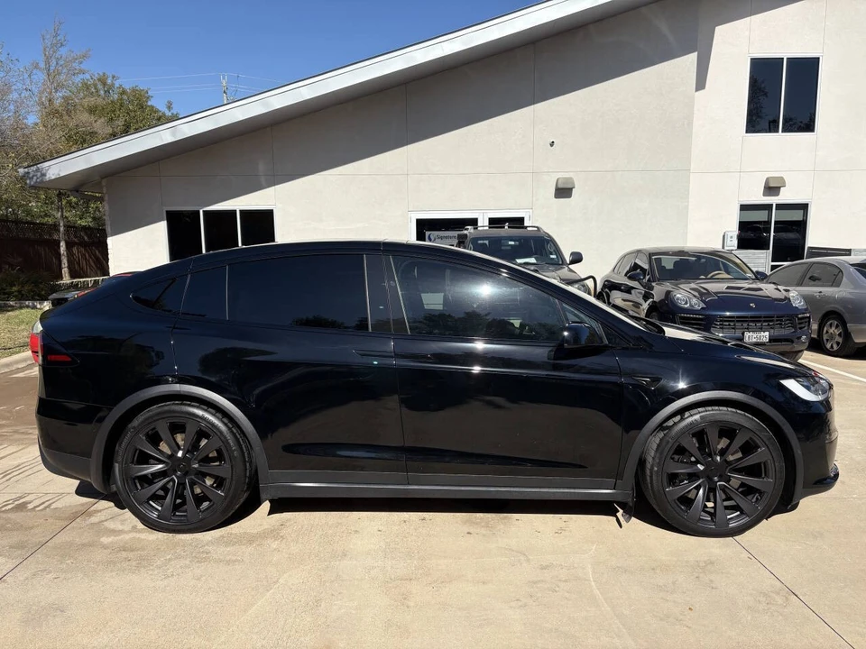 2023 Tesla Model X Plaid - Image 3 of 22