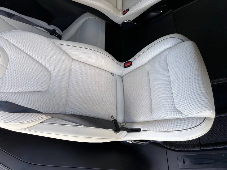 2023 Tesla Model X Plaid - Image 14 of 21