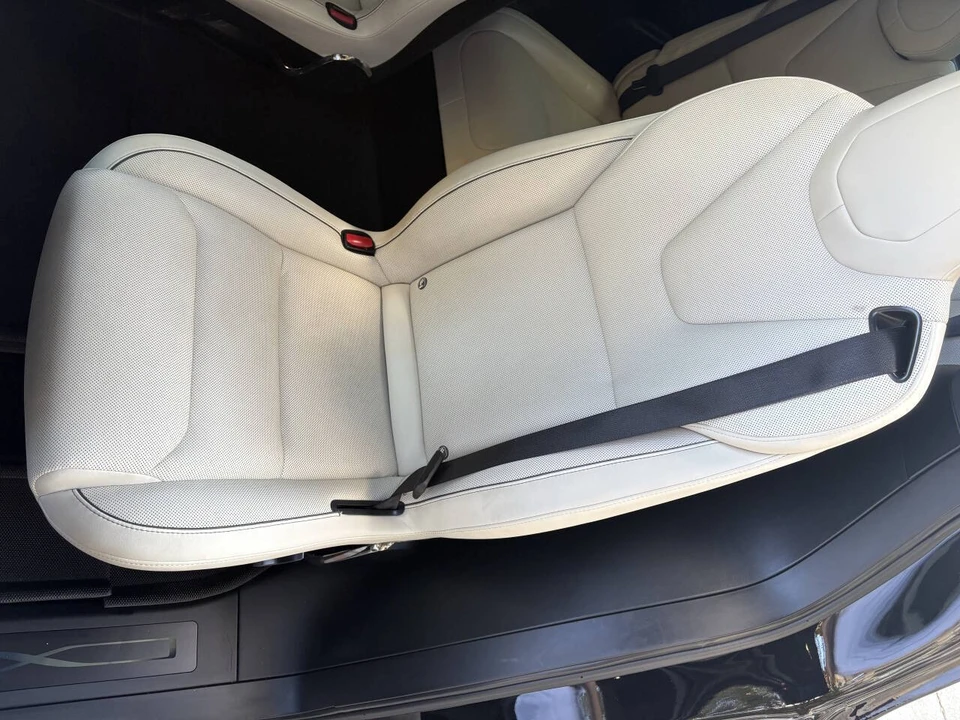 2023 Tesla Model X Plaid - Image 16 of 22