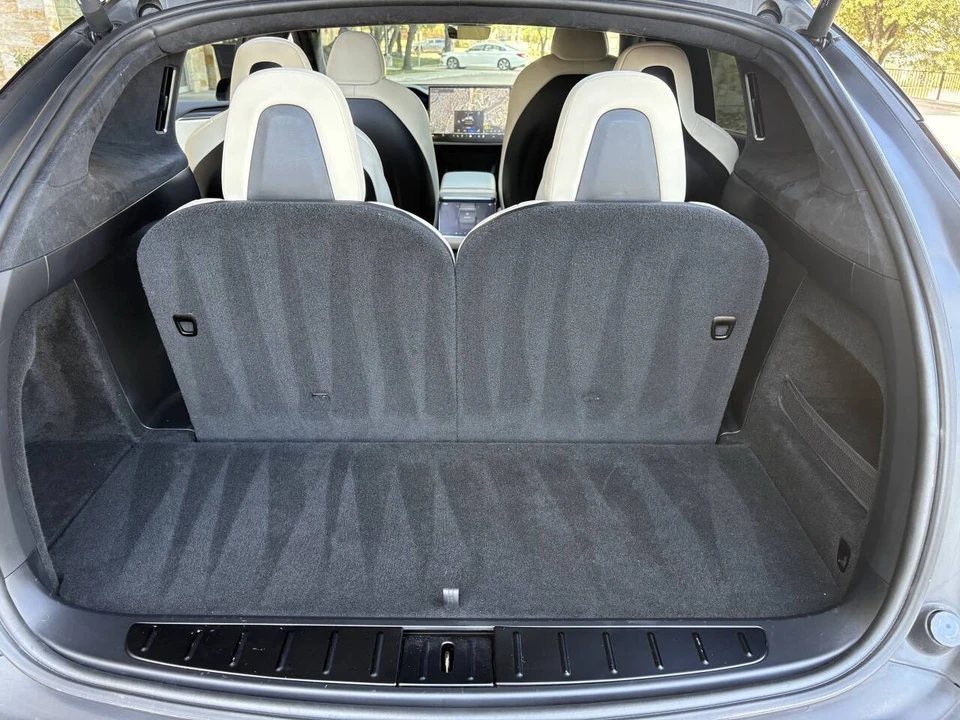 2023 Tesla Model X Plaid - Image 10 of 21