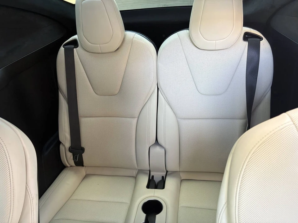 2023 Tesla Model X Plaid - Image 17 of 22