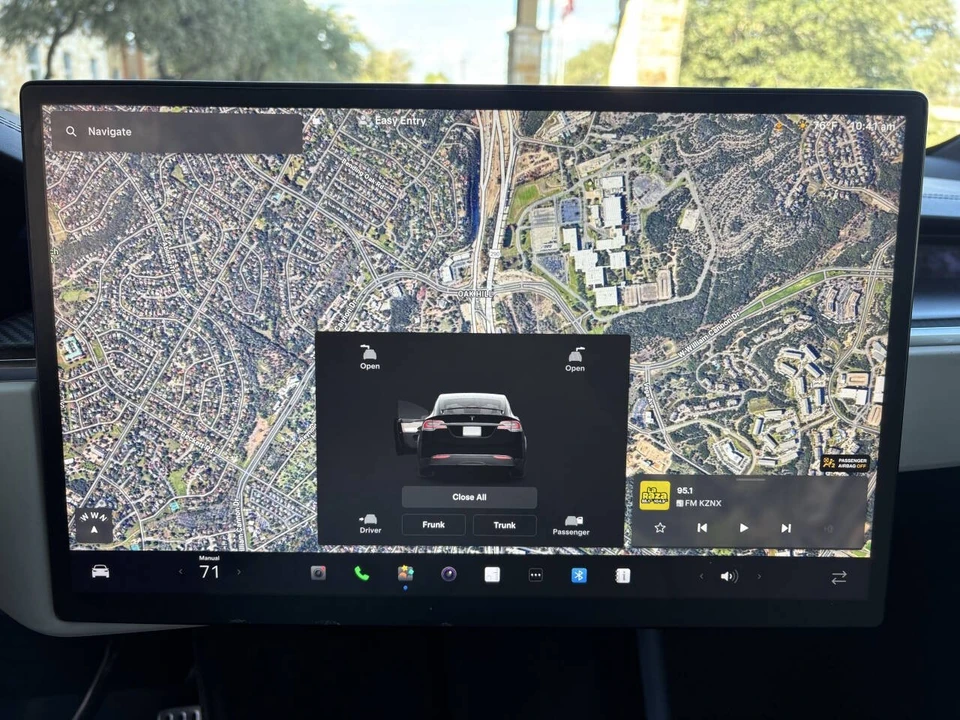2023 Tesla Model X Plaid - Image 21 of 22