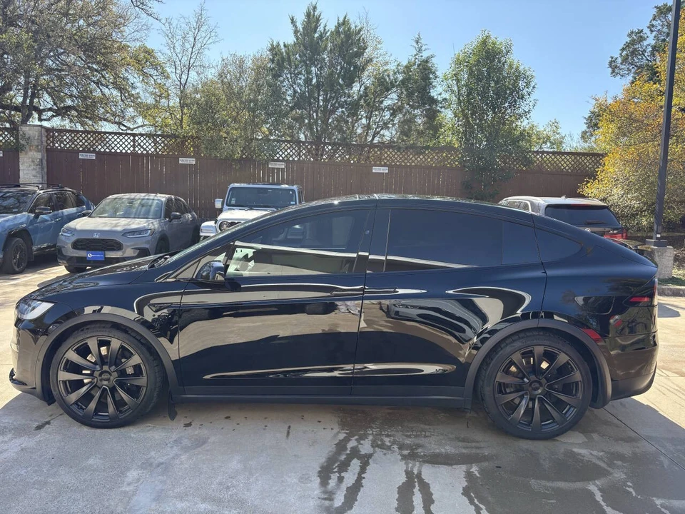 2023 Tesla Model X Plaid - Image 3 of 21