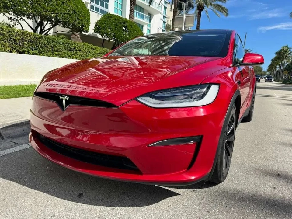 2023 Tesla Model X Plaid - Image 5 of 12