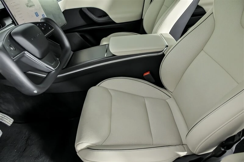 2023 Tesla Model X Plaid - Image 19 of 21