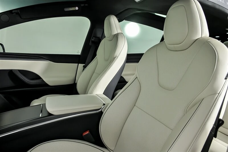 2023 Tesla Model X Plaid - Image 20 of 21