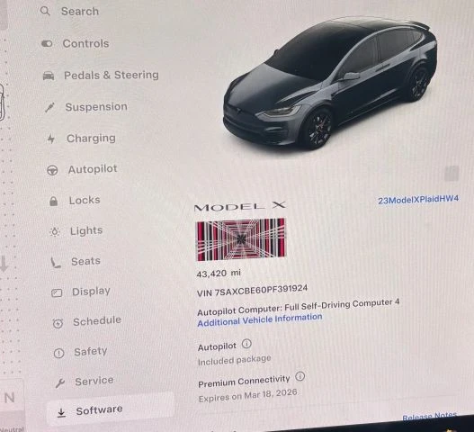 2023 Tesla Model X Plaid - Image 10 of 15