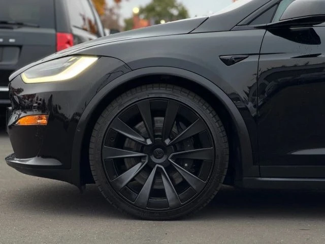2023 Tesla Model X Plaid - Image 6 of 21