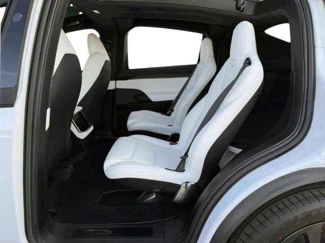 2023 Tesla Model X Plaid - Image 12 of 21