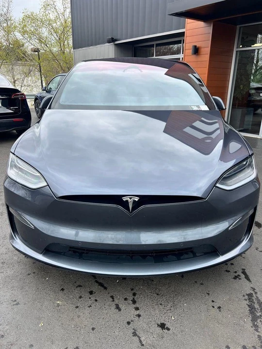 2023 Tesla Model X - Image 2 of 20