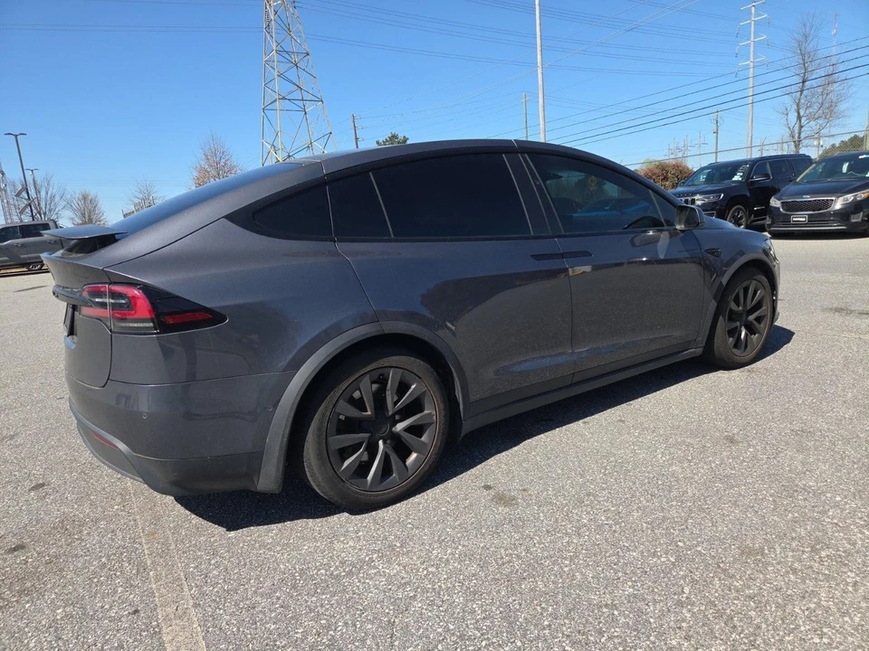 2023 Tesla Model X - Image 4 of 8