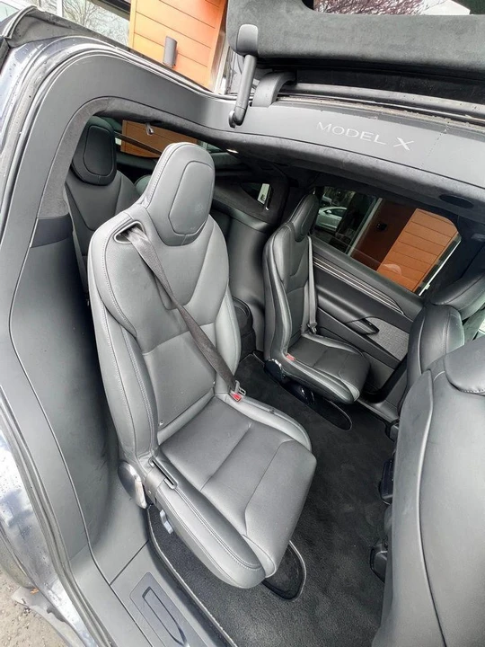 2023 Tesla Model X - Image 17 of 20